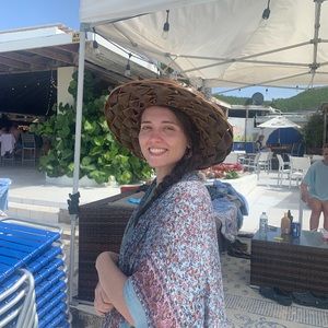 Meet your Posher, Madison